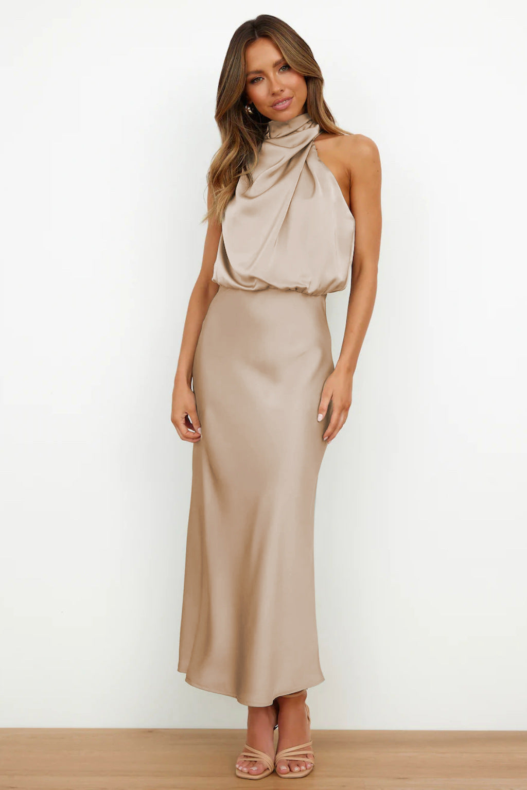 Wholesale  spring and summer hot new high-end satin sleeveless dress elegant